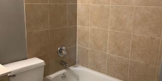 2 bedroom 1 bathroom duplex with a Carport 2 bedroom 1 bathroom duplex with a Carport Gallery 1