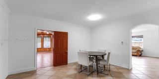 9840 SW 60th St Gallery 9