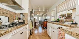 545 21st Street Gallery 9