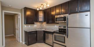 203 1/2 6th St Gallery 13