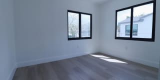 3040 NW 13th Avenue Gallery 11