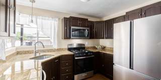 9802 N 2nd Gallery 8