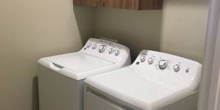 3 bed 2 bath Townhome for rent, small dog under 20 lbs allowed! Gallery 12