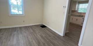 Charming Fully Renovated 2BR/1BA Near Both Hospitals – Washer/Dryer Included! Gallery 9