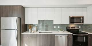 Welcome to Burnside Bluffs – Your New Urban Retreat! Gallery 1