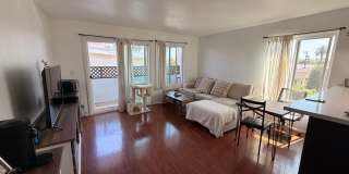 Spacious Westside 2 Bedroom with Balcony, Upgraded Bathrooms & 2 Gated Parking Spaces Gallery 4