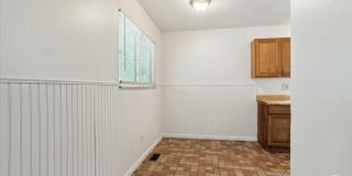 3 bedroom ranch $1300 - Lease Special Gallery 8