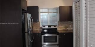 890 NW 22nd Ct Gallery 10