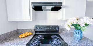 718 N Monterey St Gallery 20