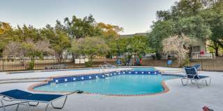 River Crossing ATX - Townhome - 2bd/2.5ba - W/D - Close to Downtown - $1395 Gallery 39
