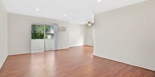 Jaclyn Terrace Gallery 35
