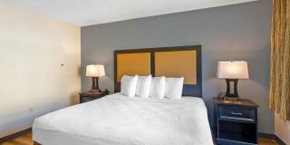 Memphis - Wolfchase Galleria Gallery 15