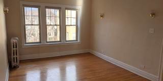 908 Reba Place Gallery 5