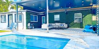 4 Beds Villa with a Salt  Heated Pool  Hot Tub Gallery 1