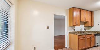 300 HILLTOP LN #300I Gallery 7
