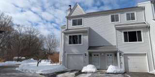 69 Northwest Drive unit: Apt 45 Gallery 1