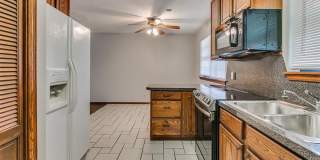 1204 N Crawford Avenue Gallery 9