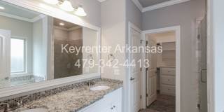 Gorgeous 3 bed/3 bath home in great Bentonville neighborhood Gallery 19
