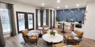 Avery Glen Luxury Apartments Gallery 2