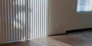 Sierra Vista Apartments - 500 and 510 E. Foothill Blvd. Gallery 20