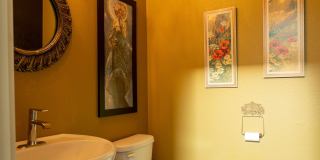 Fully Furnished 4B/2.5B in Far East Austin  (All Bills Paid) Gallery 26