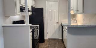 Vintage at Oak Hill Gallery 32