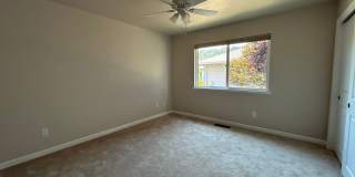 329 Oak Leaf Circle Gallery 22