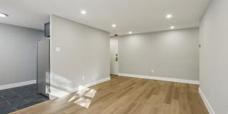 Oakland Terrace Gallery 8