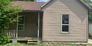 Recently Remodeled 2 bedroom 1 bathroom home Recently Remodeled 2 bedroom 1 bathroom home Gallery 1