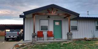 709 W Pierson St Gallery 1