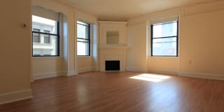 62 on the Park Gallery 18