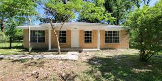 BEAUTIFUL RECENTLY REMODELED LEASE HOME IN HUNTSVILLE, TEXAS Gallery 1
