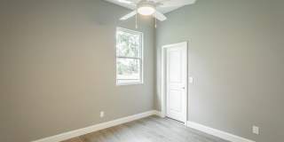 549 Strong Avenue Gallery 25