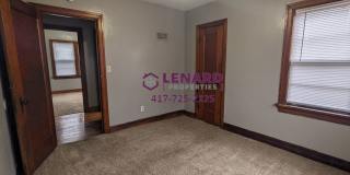 Cozy 2 Bedroom Home! Gallery 11