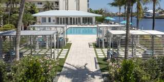 Bermuda Cay Gallery 21