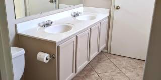 3030 W Rose Garden Lane Gallery 9