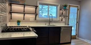 Brick Ranch for Rent in Mayfield HTS walking distance to Golden Gate Plaza Gallery 1