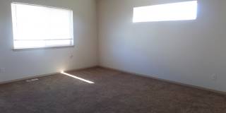 3 Bedroom 2.5 Bath Home in Great Blueberry Ridge Neighborhood with Garage Gallery 10