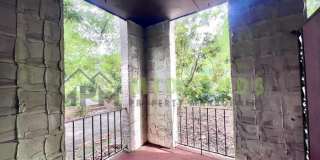 2505 Blossom Street Gallery 32