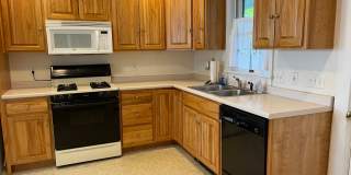 4 bedroom home in West Lebanon Gallery 19