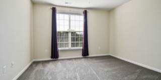Spacious and Modern 2BR/2BA Condo in Norbeck Crossing Gallery 10