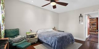 2623 EMERALD Street Gallery 20