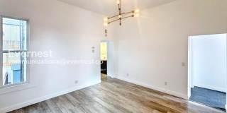 905 Pine Street Gallery 7