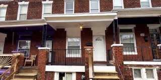 Beautiful 2BR + Den Home with 2 Baths, Modern Kitchen  Central AC Gallery 1