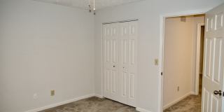 313 Bainbridge Drive Gallery 20