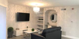 7350 Westpointe Boulevard Gallery 1