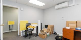 156 MAPLE Avenue E Gallery 22
