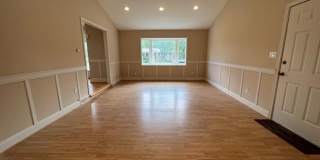 3704 BEVAN Drive Gallery 7