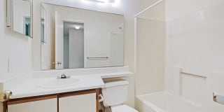 The Retreat at Hidden Bay Apartment Homes Gallery 18