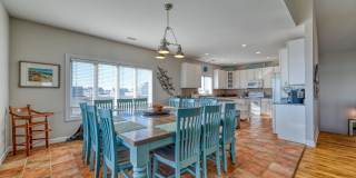 OFF-SEASON FURNISHED MONTHLY RENTAL Gallery 8